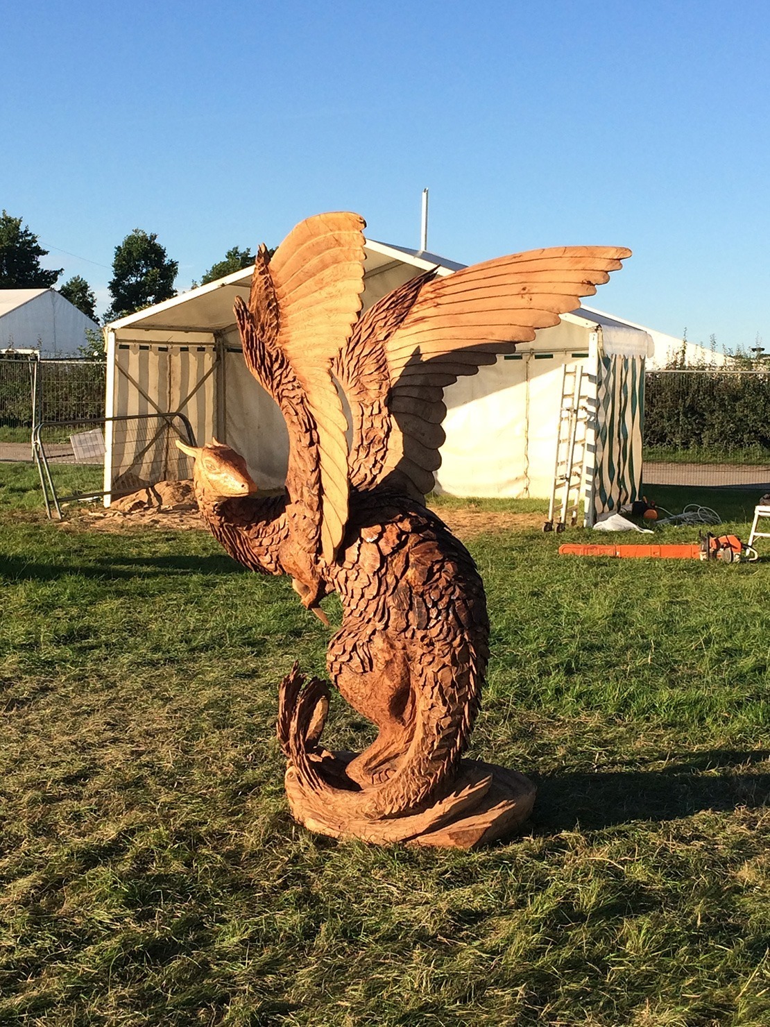 The Crystal Thief, Carving