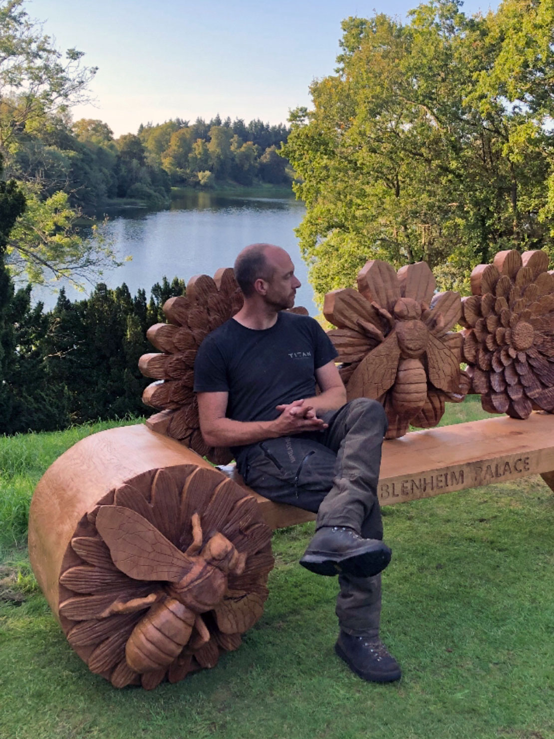 Bee bench at Blenheim Palace Bee bench at Blenheim Palace