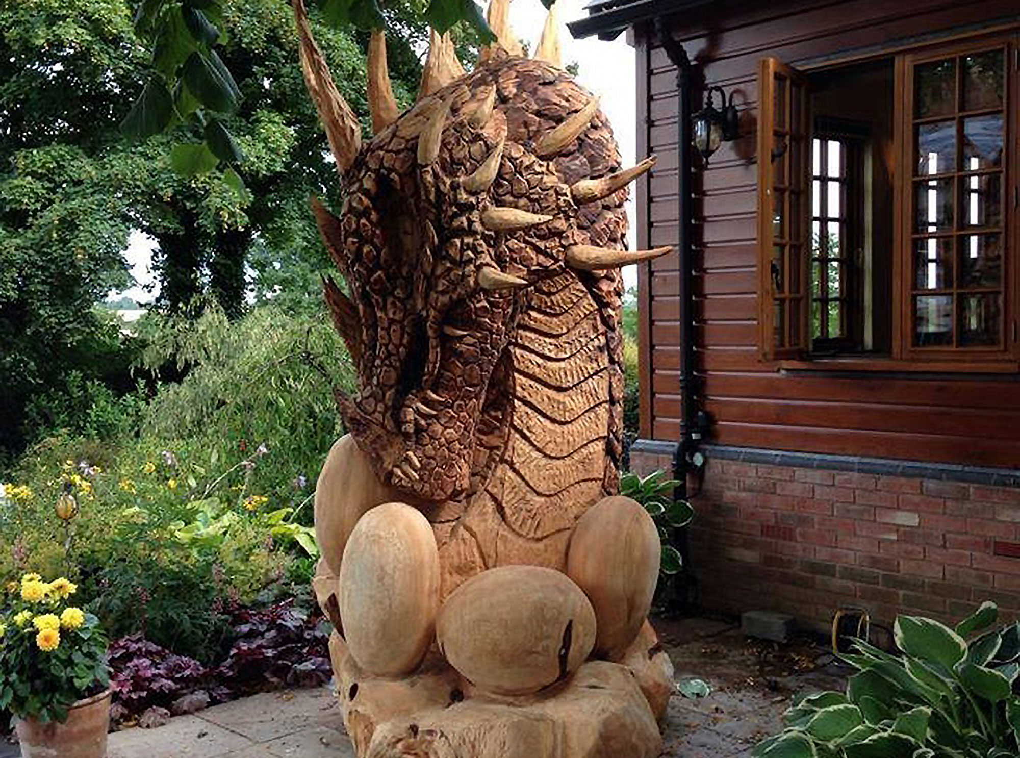 Dragons head with eggs